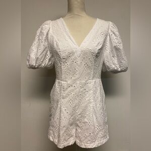 Express White Puff Sleeve V-Neck Eyelet Lace Romper Size M